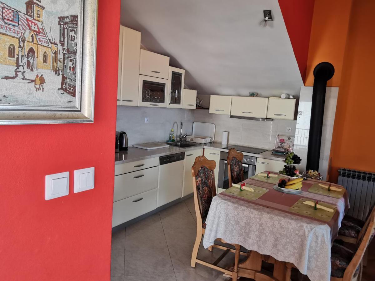 Nina Apartments Podstrana Ngoại thất bức ảnh