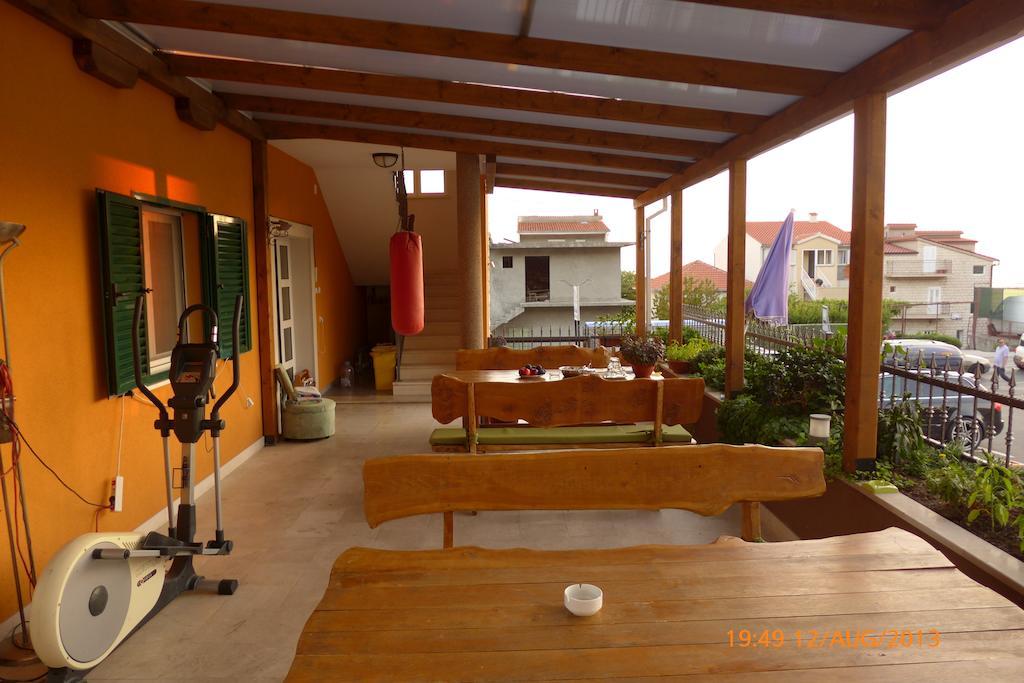 Nina Apartments Podstrana Ngoại thất bức ảnh