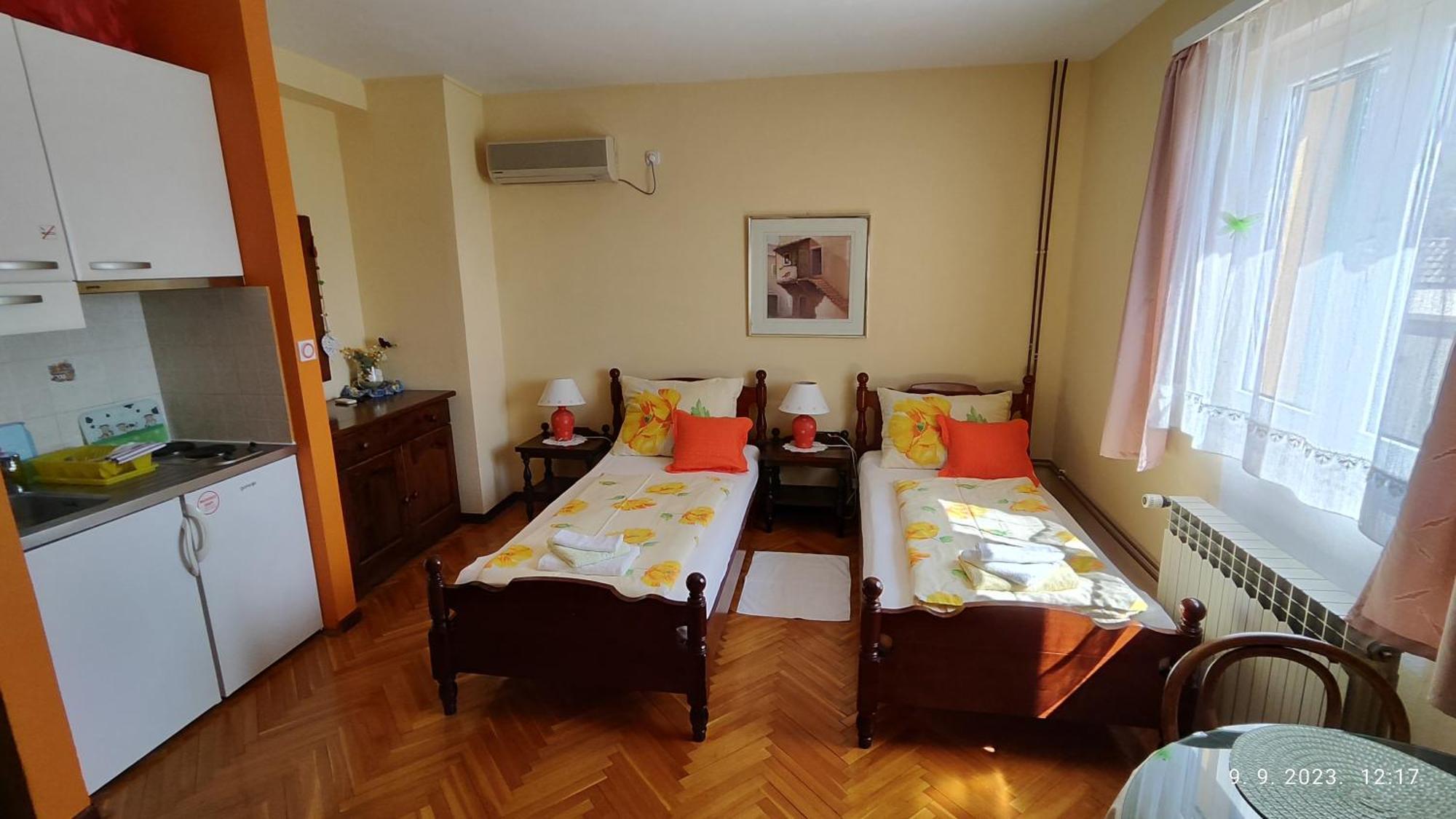 Nina Apartments Podstrana Ngoại thất bức ảnh