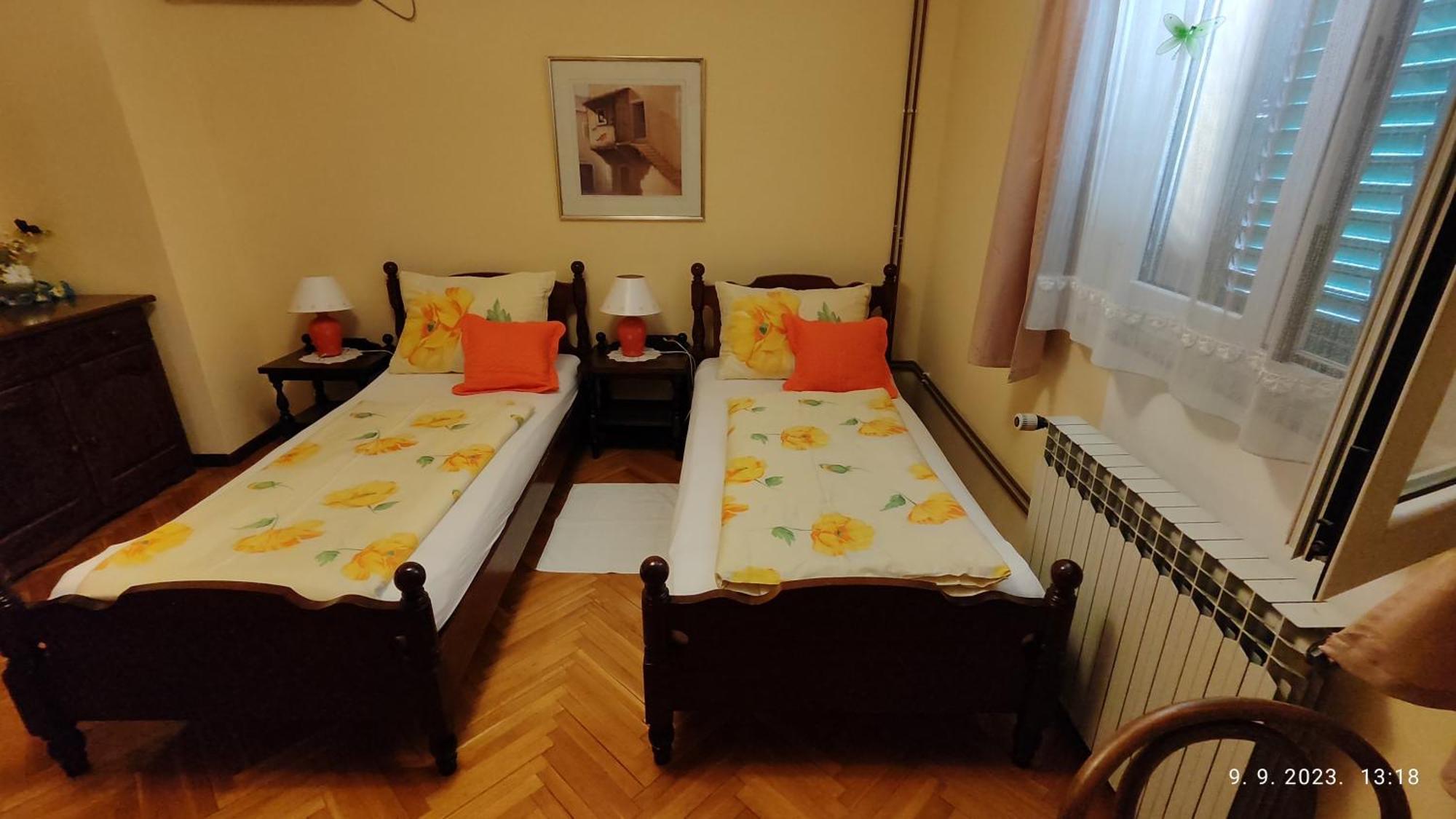 Nina Apartments Podstrana Ngoại thất bức ảnh
